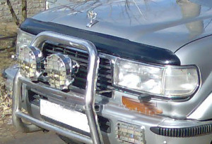Toyota Land Cruiser 1986-1997 - Дефлектор капота, темный. (EGR) фото, цена