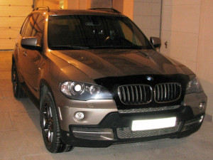 BMW X5 2007-2013 - Дефлектор капота (мухобойка) темный. (FORMFIT) фото, цена