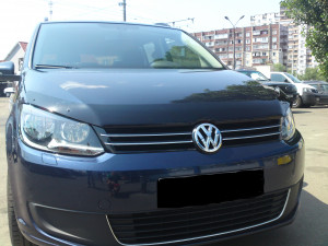 Volkswagen Touran 2011-2012 - Дефлектор капота, темный, EGR фото, цена