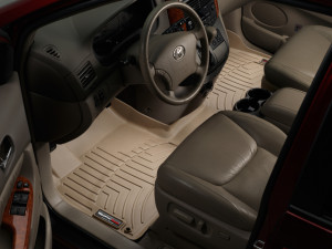 Toyota Sienna 2004-2010 - Коврики резиновые с бортиком, передние, с перемычкой, бежевые. (WeatherTech) фото, цена