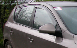 Nissan Qashqai 2007-2010 - Дефлекторы окон  передние, дымчатые,  к-т 2 шт. (EGR) фото, цена