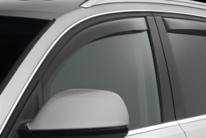 Audi Q5 2009-2019 - Дефлекторы окон (ветровики), передние, темные. (WeatherTech)                    фото, цена