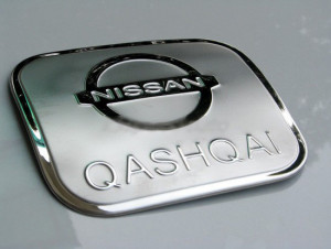 Nissan Qashqai 2007-2013 - Хромированная накладка на лючок бензобака. (Wellstar) фото, цена