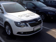 Skoda Superb 2013-2015 - Дефлектор капота (мухобойка), темный. (SIM) фото, цена