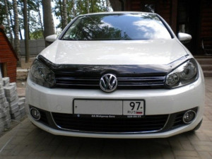 Volkswagen Golf 2009-2012 - Дефлектор капота (мухобойка), темный. SIM фото, цена