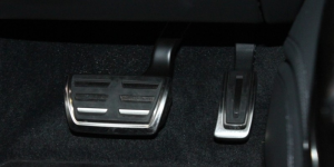 Porsche Cayenne 2010-2014 - Накладки на педали, алюминий, резина. фото, цена