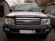 Toyota Land Cruiser 1998-2007 - Дефлектор капота, черный, с логотипом (Sim) фото, цена