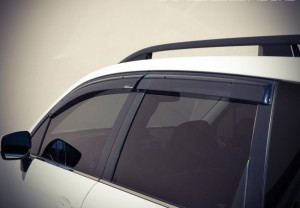 Subaru Forester 2014-2018 - Дефлектори вікон з метал чорним молдингом, к-т 4 шт (Wellvisors) фото, цена