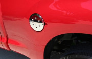 Toyota Tundra 2007-2013 - Хромированная накладка на лючок бензобака. фото, цена