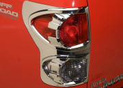 Toyota Tundra 2007-2013 - Хромированные накладки на задние фонари. фото, цена