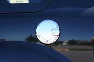 Dodge Caliber 2007-2010 - Хромированная накладка на лючок бензобака. фото, цена