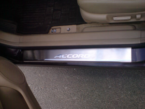 Honda Accord 2003-2008 - Порожки внутренние к-т 4шт фото, цена