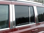 Jeep Commander 2006-2008 - Хромированные накладки на стойки  (к-т 4 / 6 / 8 / 10 шт.) фото, цена